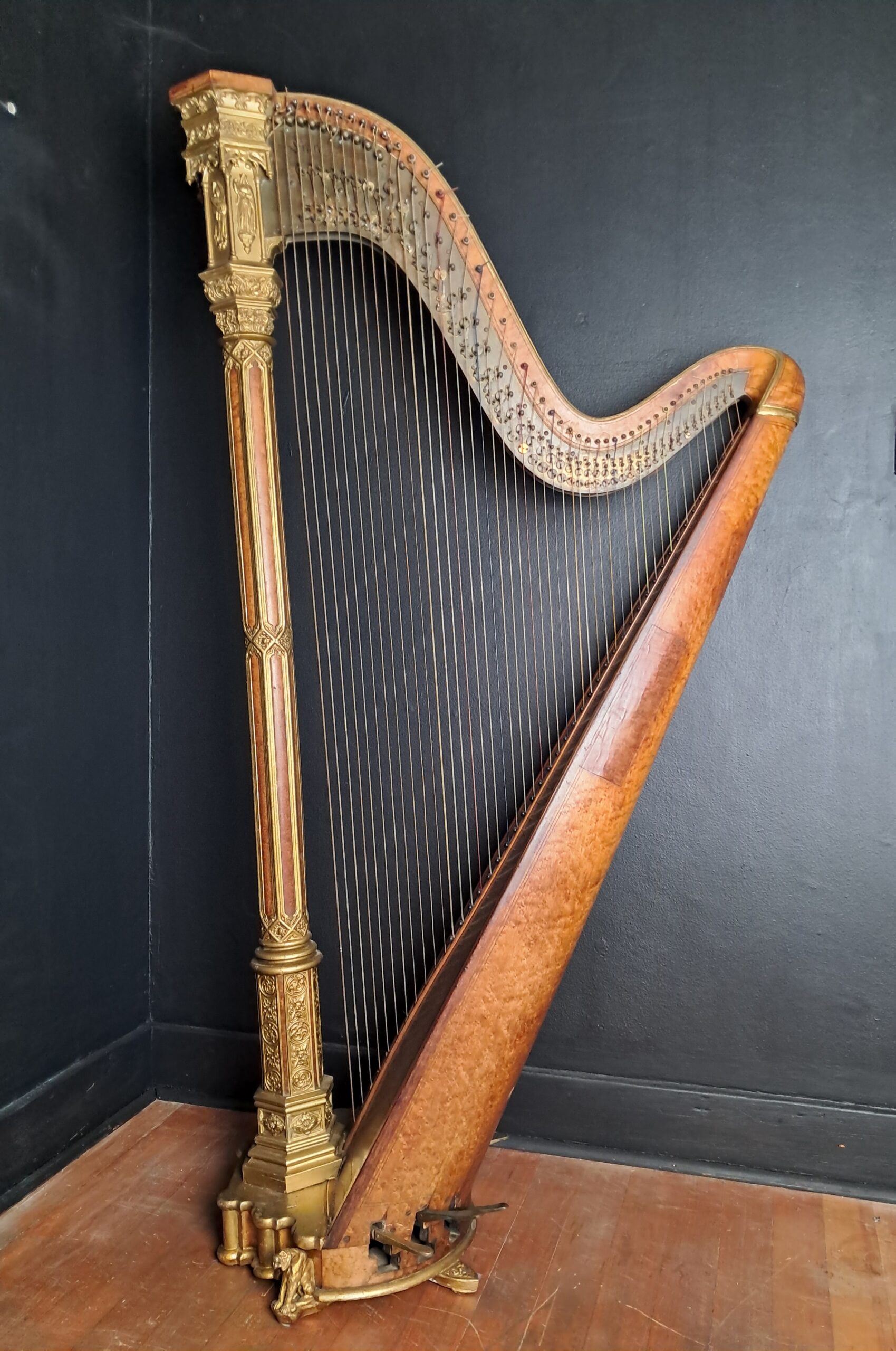 CL7043 - Double pedal harp - Image 4