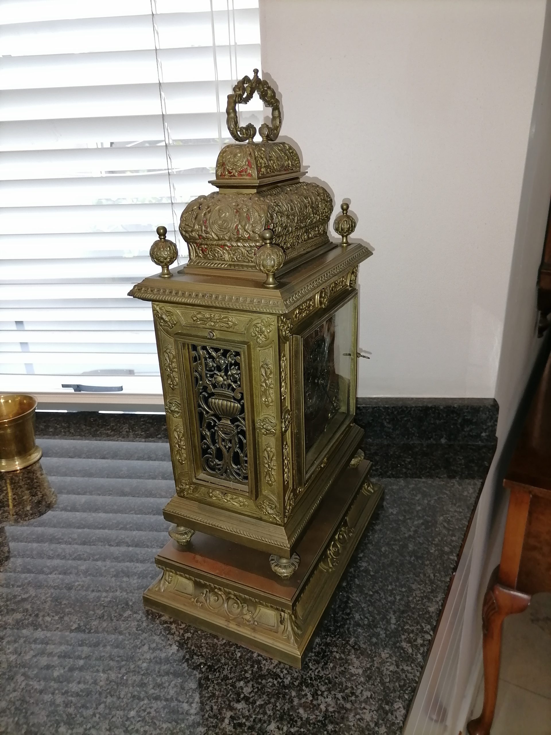 FH08 - French ormolu mantle clock - Image 6